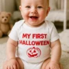 Body bébé Premier Halloween avec l’inscription MY FIRST HALLOWEEN