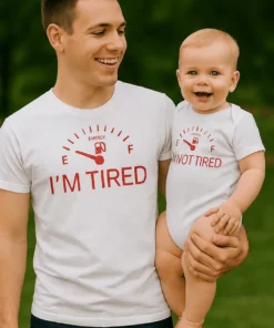 Body bébé humoristique avec slogan EMERGY E I'M TIRED F NNOT TIRED
