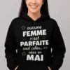 Pull humoristique Femme née en mai avec slogan drôle pour cadeau femme anniversaire mai