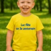 T-shirt enfant Anniversaire avec prénom personnalisé avec le texte Luc fête son 3e anniversaire